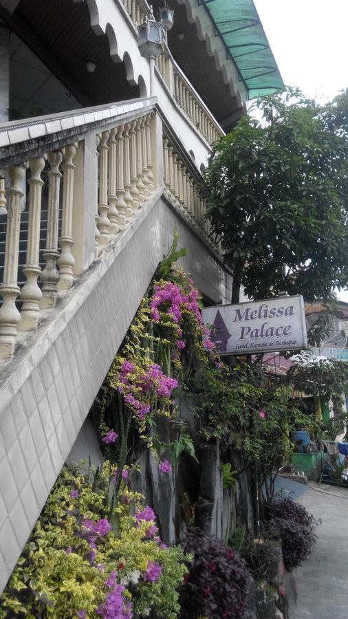 Melissa Palace Hotel And Karaoke Parapat Buitenkant foto